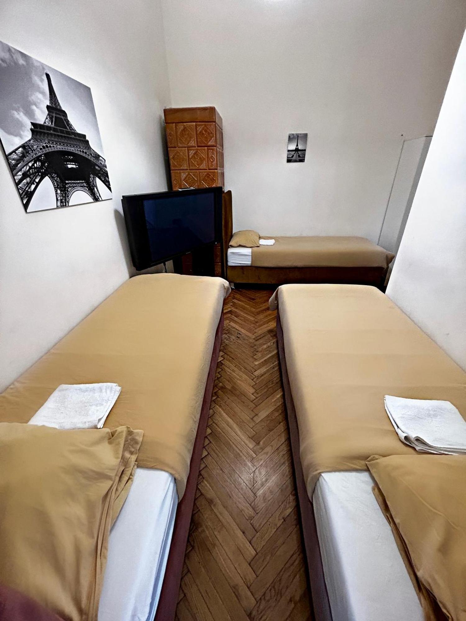 Harmony Aparthotel Krakow Cracóvia Exterior foto