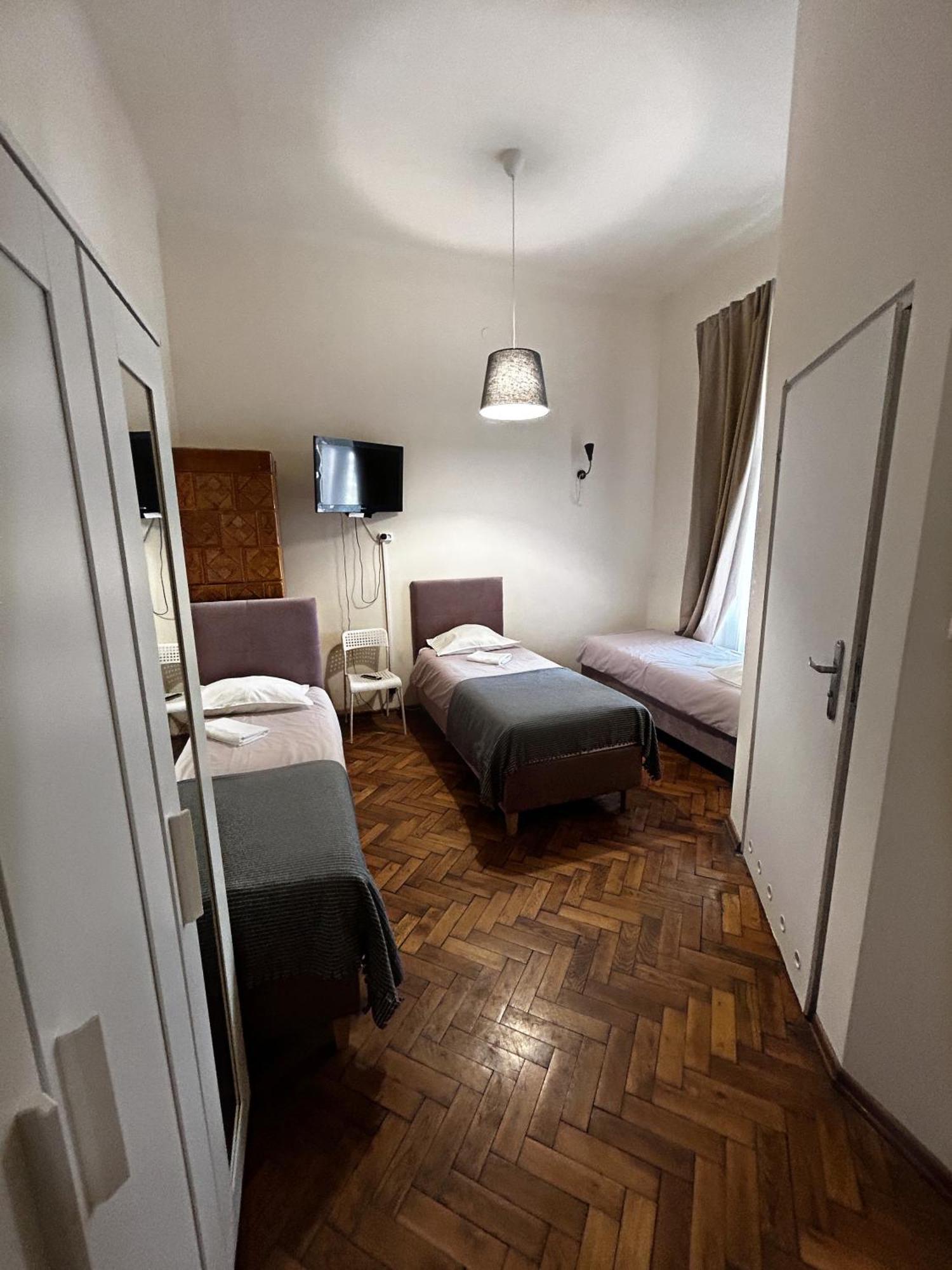 Harmony Aparthotel Krakow Cracóvia Exterior foto